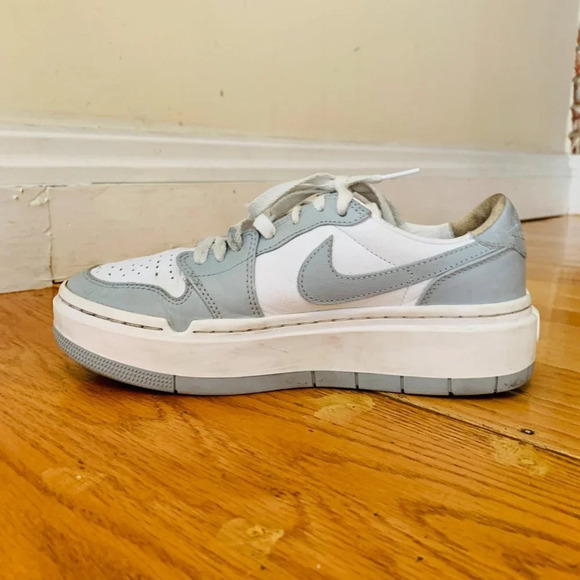 Air Jordan 1 Elevate Low Women's Size 8.5 White/Wolf Grey-White DH7004-100 - Picture 10 of 16